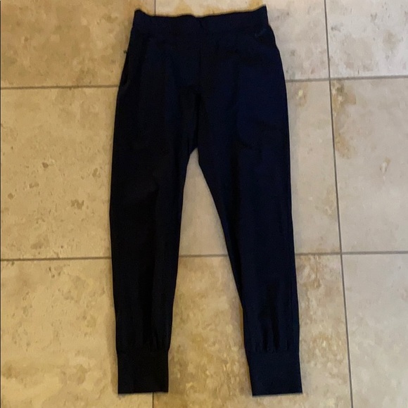 Nike Black Jogger Medium Wore 1 time - Picture 1 of 3